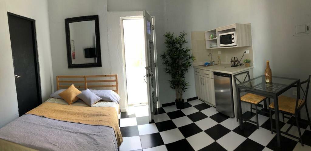 Casa Luna Guest House Сан-Хуан Экстерьер фото